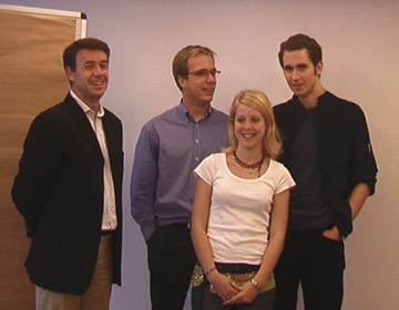 Von links nach rechts: Martin McDonald und Alexander Kösters (Befree), Miriam Gröhner und Stefan Zwanzger (Geldverdienst.de)
